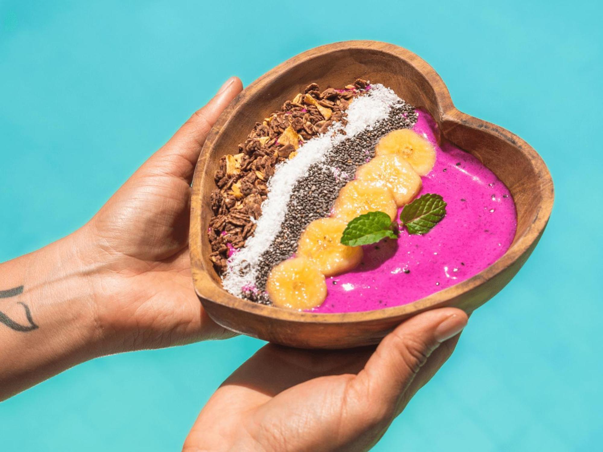 A Pousada Mad Monkey Gili Trawangan Exterior foto A smoothie bowl