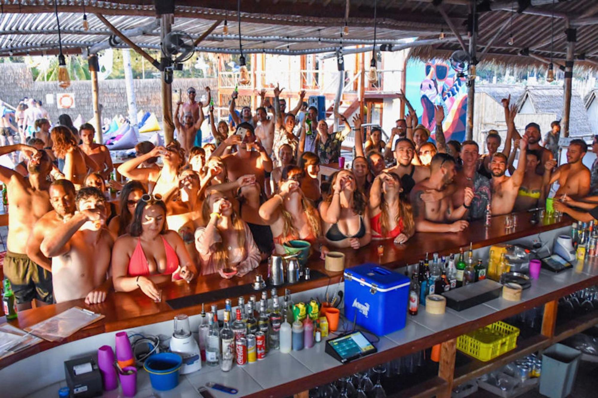 A Pousada Mad Monkey Gili Trawangan Exterior foto