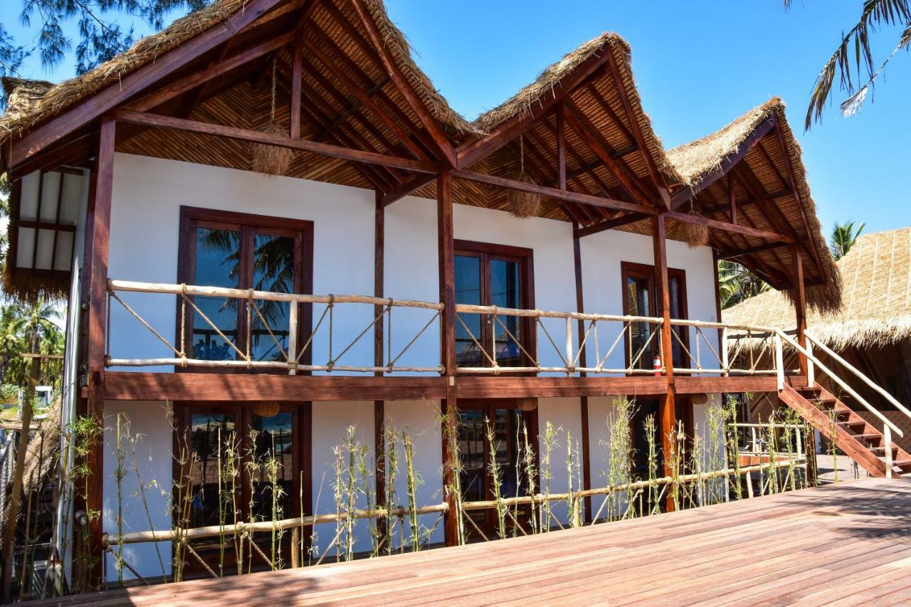 A Pousada Mad Monkey Gili Trawangan Exterior foto