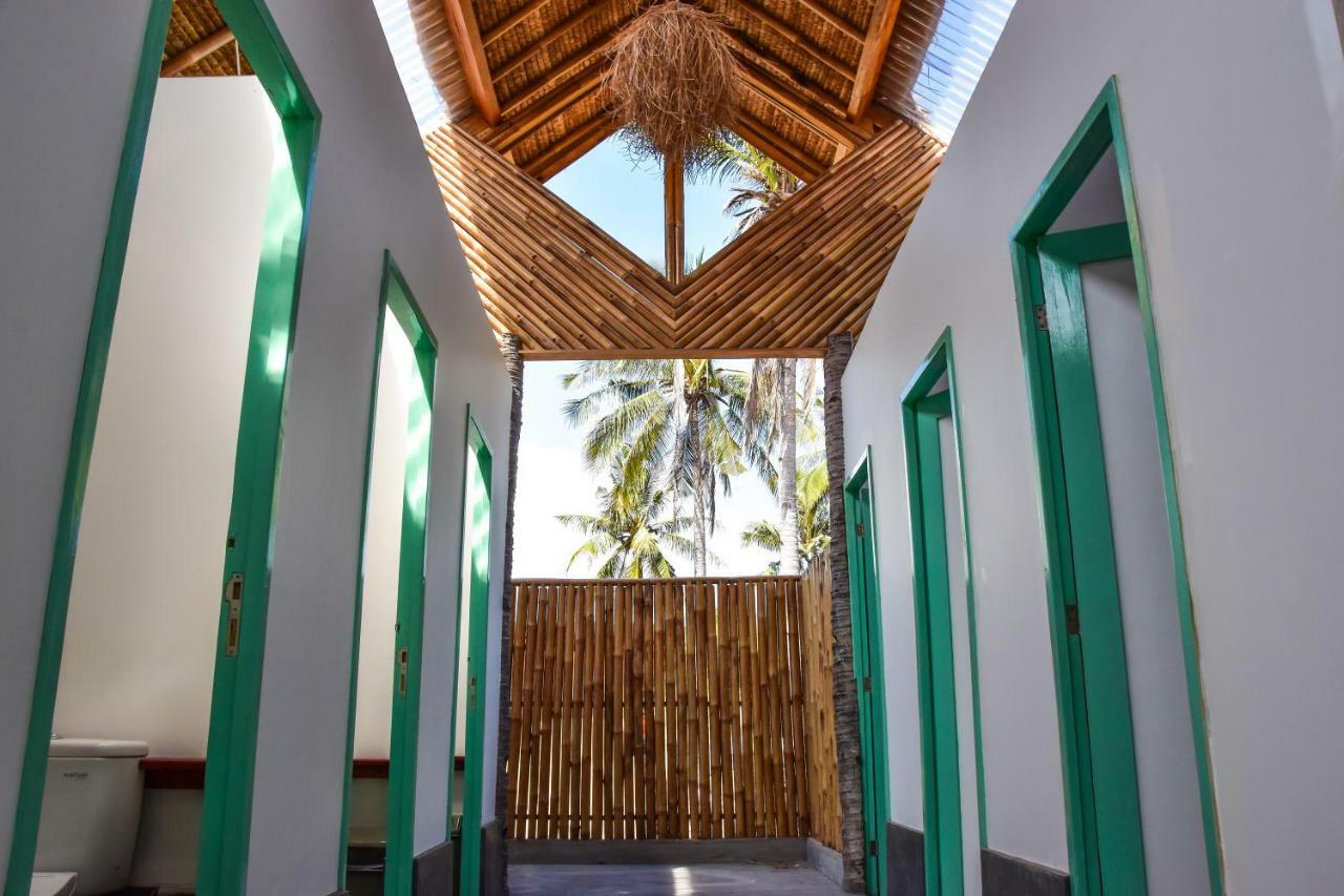 A Pousada Mad Monkey Gili Trawangan Exterior foto