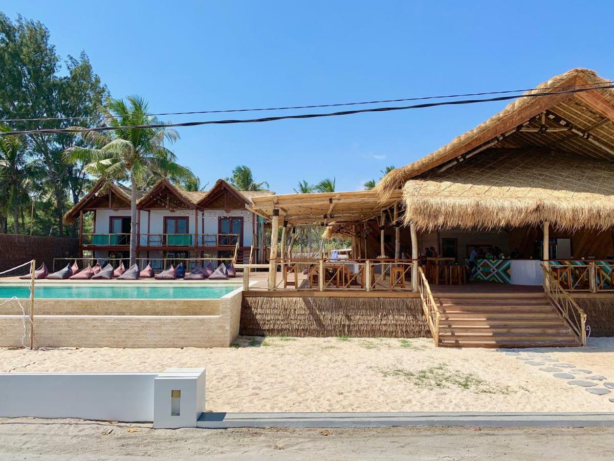 A Pousada Mad Monkey Gili Trawangan Exterior foto A beach resort in San Vicente